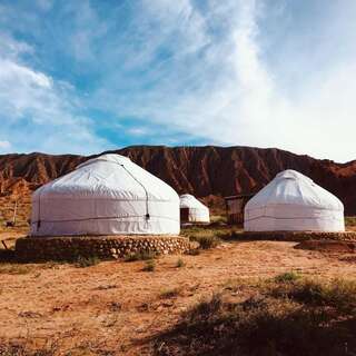 Фото Хостелы Mars Canyon Yurt Camp ( Kyzyl Bulak) г. Tong